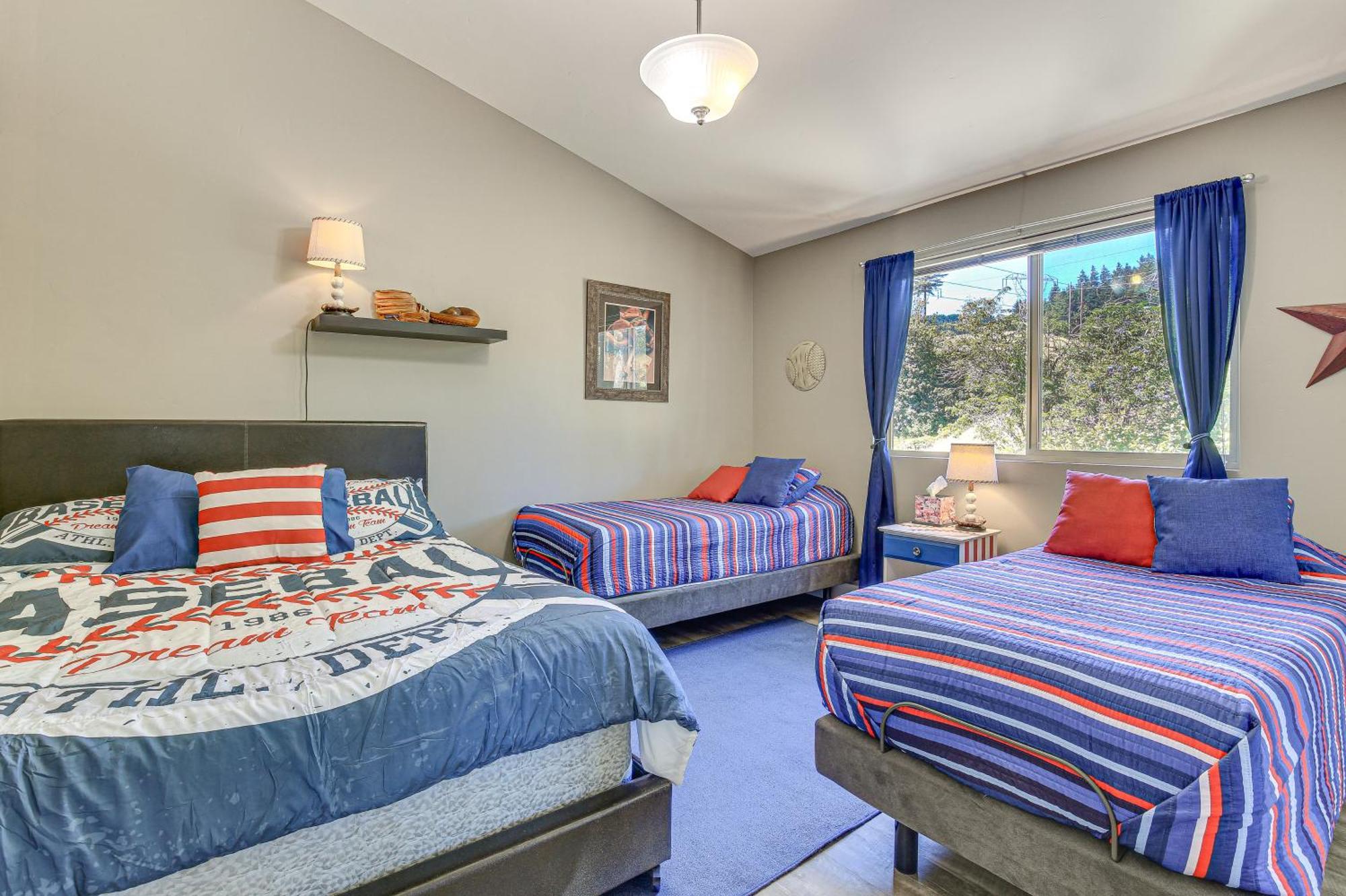 Gorge Retreat - Modern Carson Home With Mtn Views! Eksteriør billede