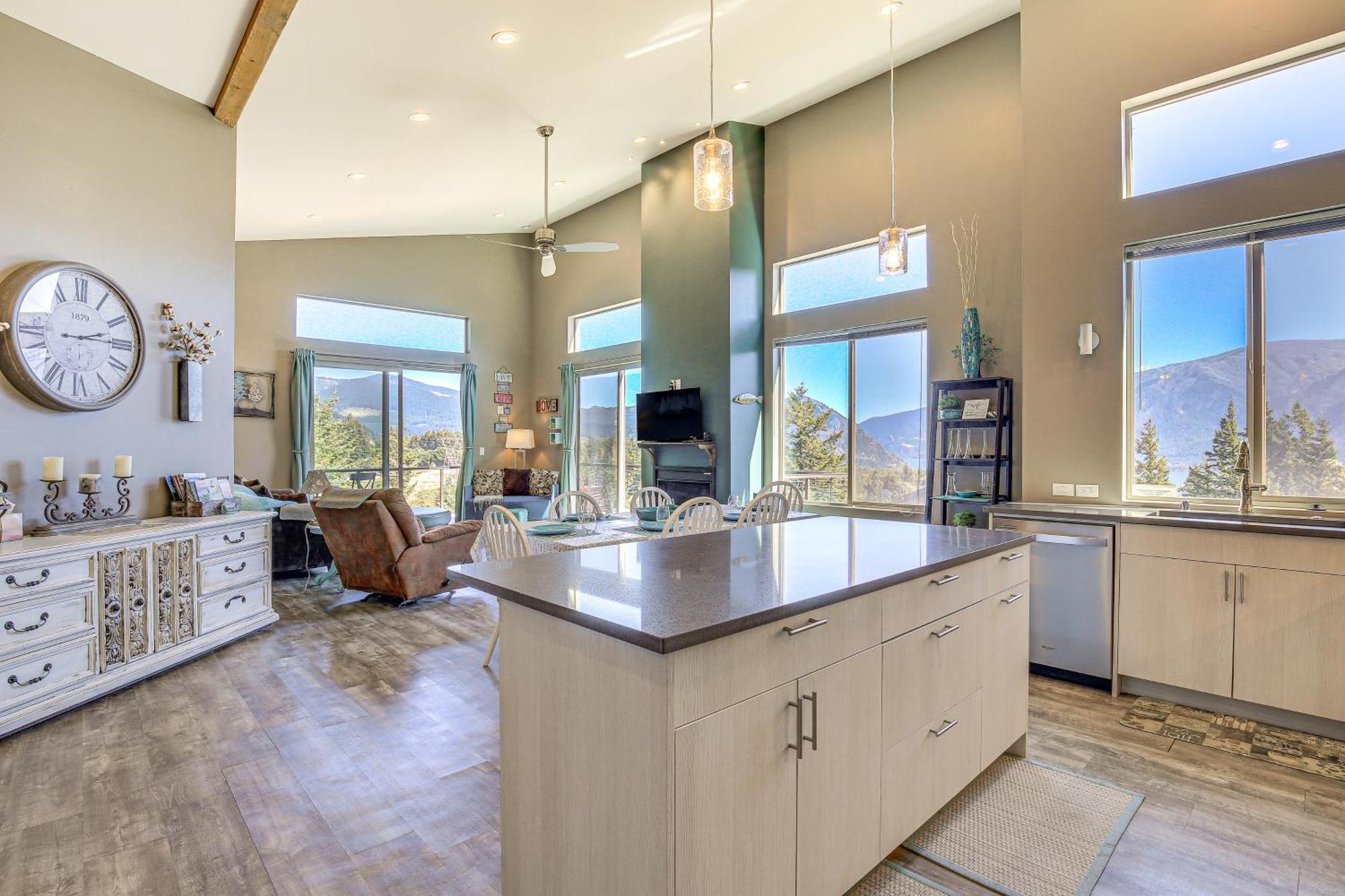 Gorge Retreat - Modern Carson Home With Mtn Views! Eksteriør billede